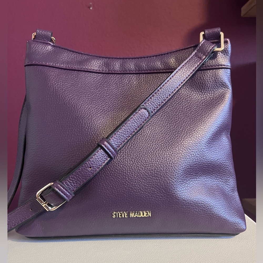 Steve Madden Purple Leather Crossbody Purse Gem